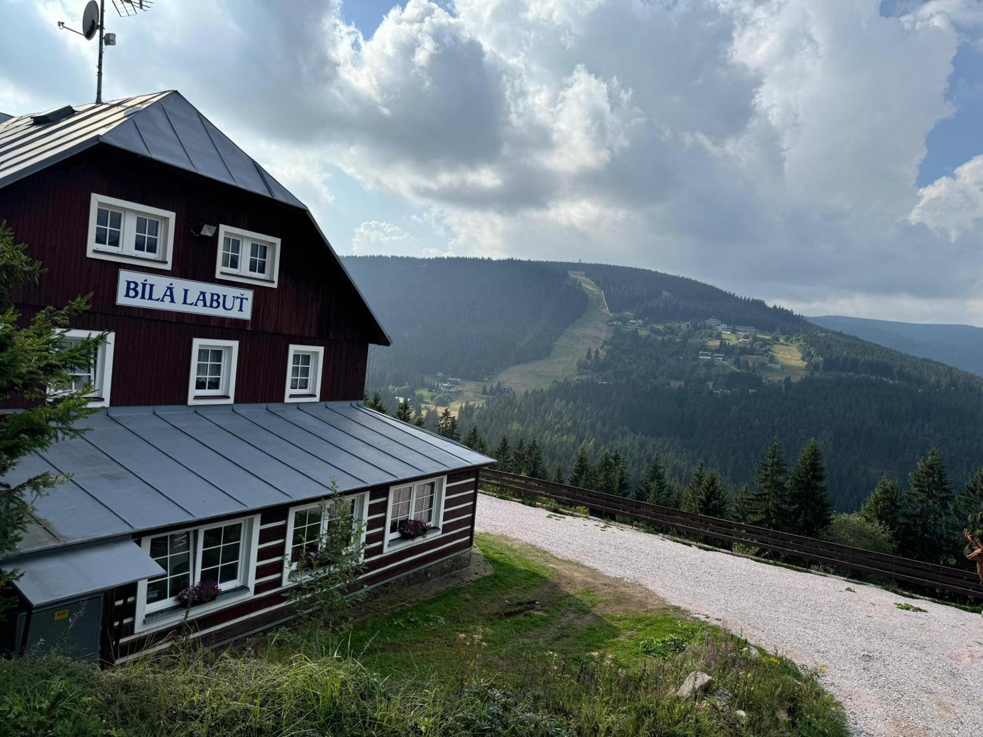 Hotel Bila Labut Horsky Hotylek à Pec pod Sněžkou Extérieur photo