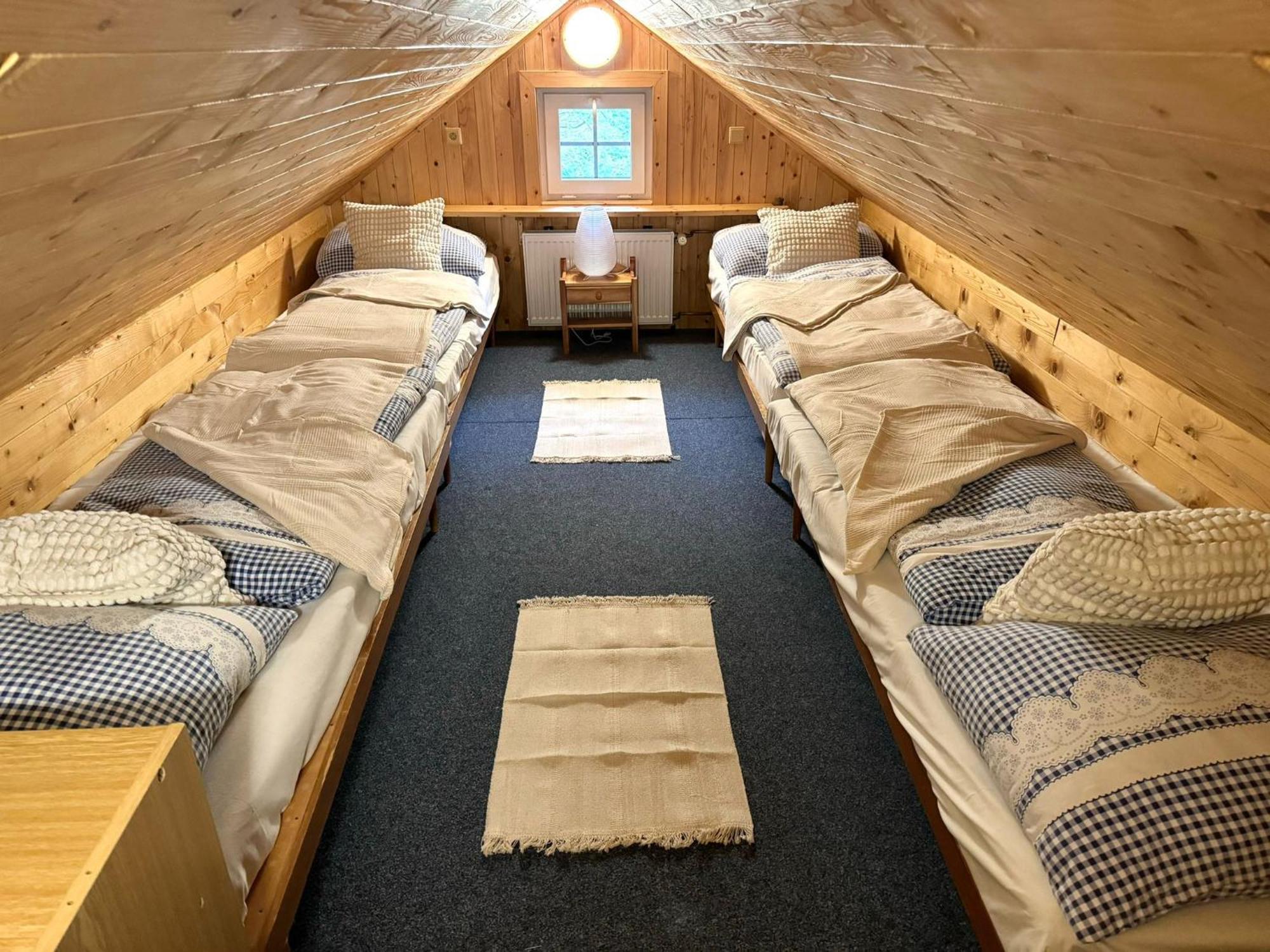 Hotel Bila Labut Horsky Hotylek à Pec pod Sněžkou Chambre photo