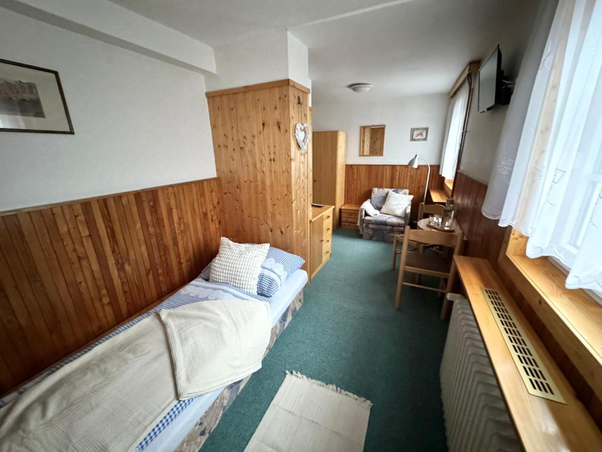 Hotel Bila Labut Horsky Hotylek à Pec pod Sněžkou Chambre photo